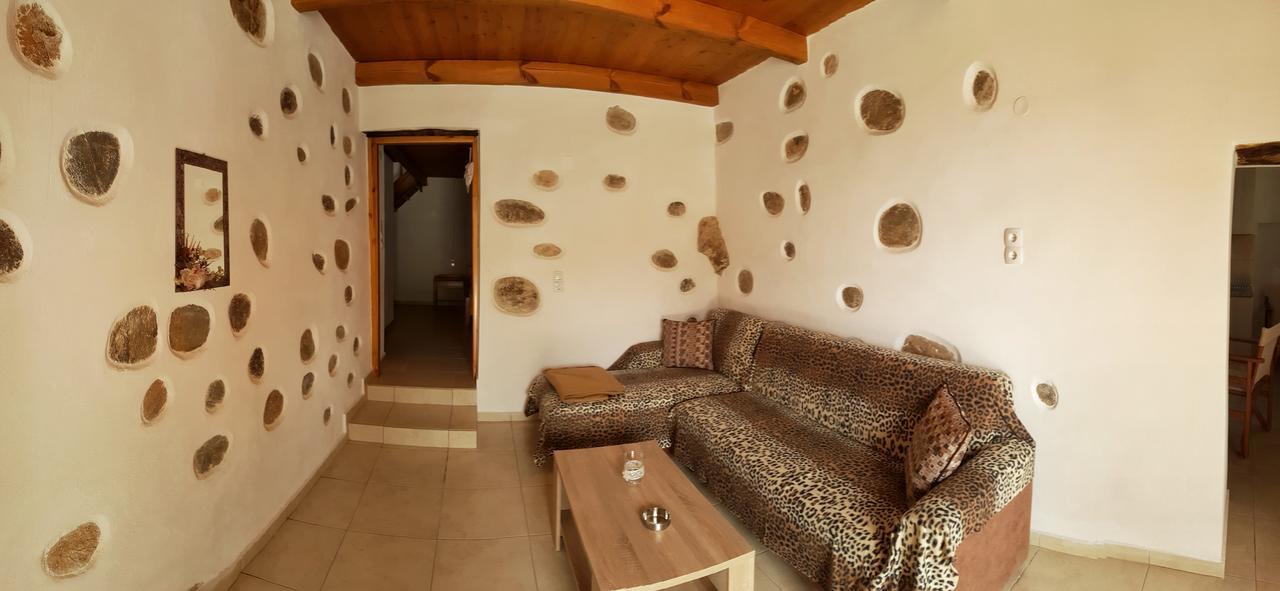 Keramoti Haven Guest House Bagian luar foto